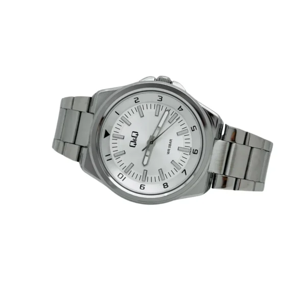 Vista lateral del reloj Q&Q modelo Q09A006PY plateado.